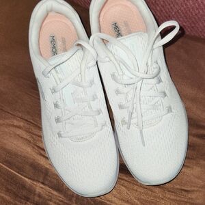 Skechers Vapor Foam Tennis Shoes